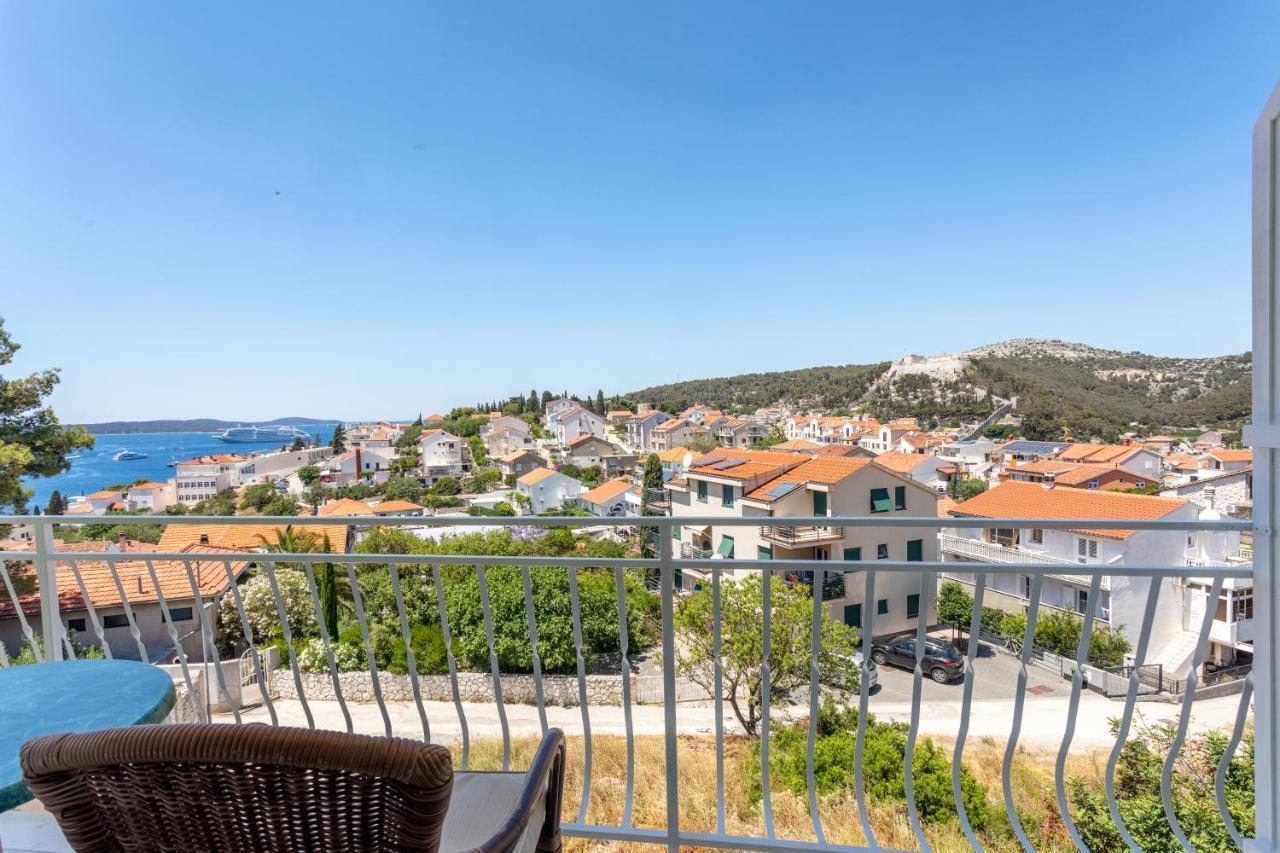 Apartments Luksa - Zf Hvar Hvar Town Exterior foto