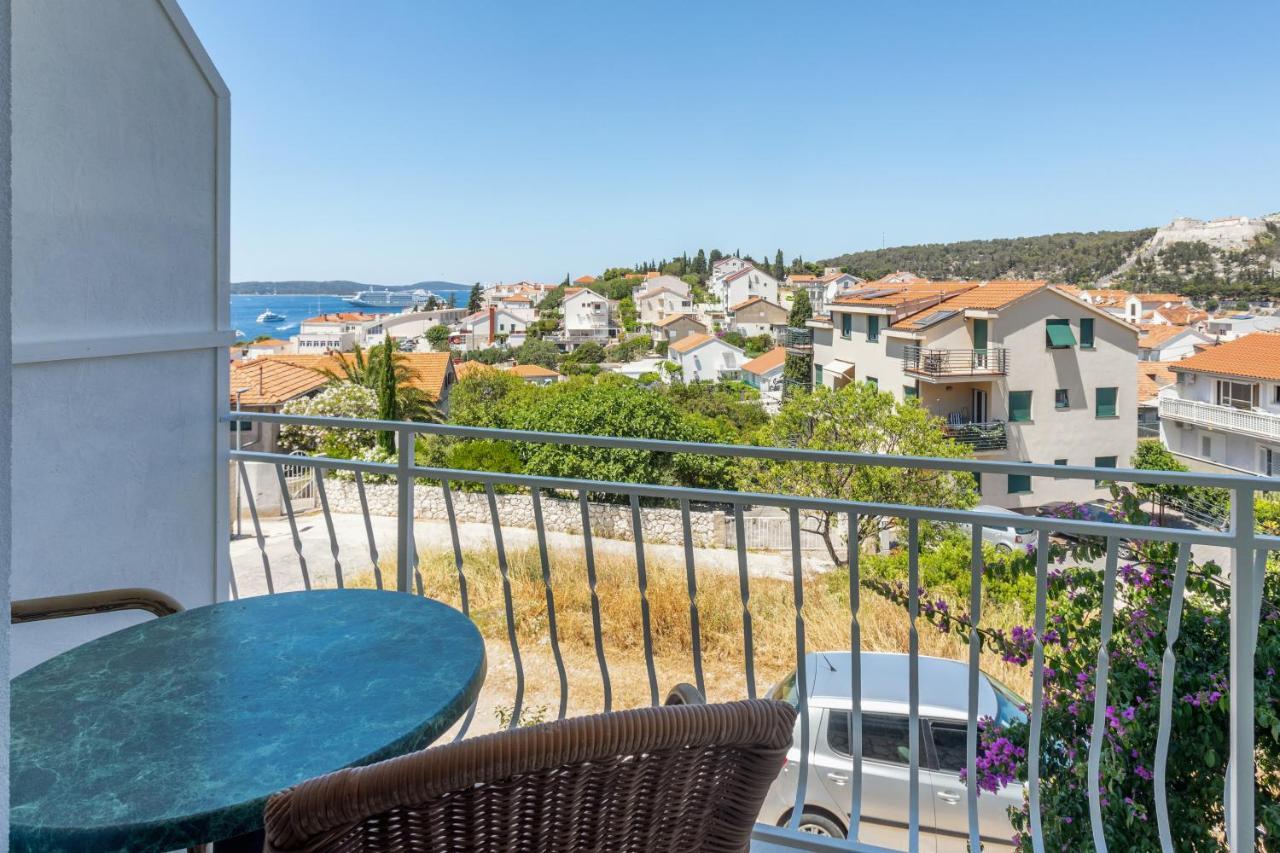 Apartments Luksa - Zf Hvar Hvar Town Exterior foto