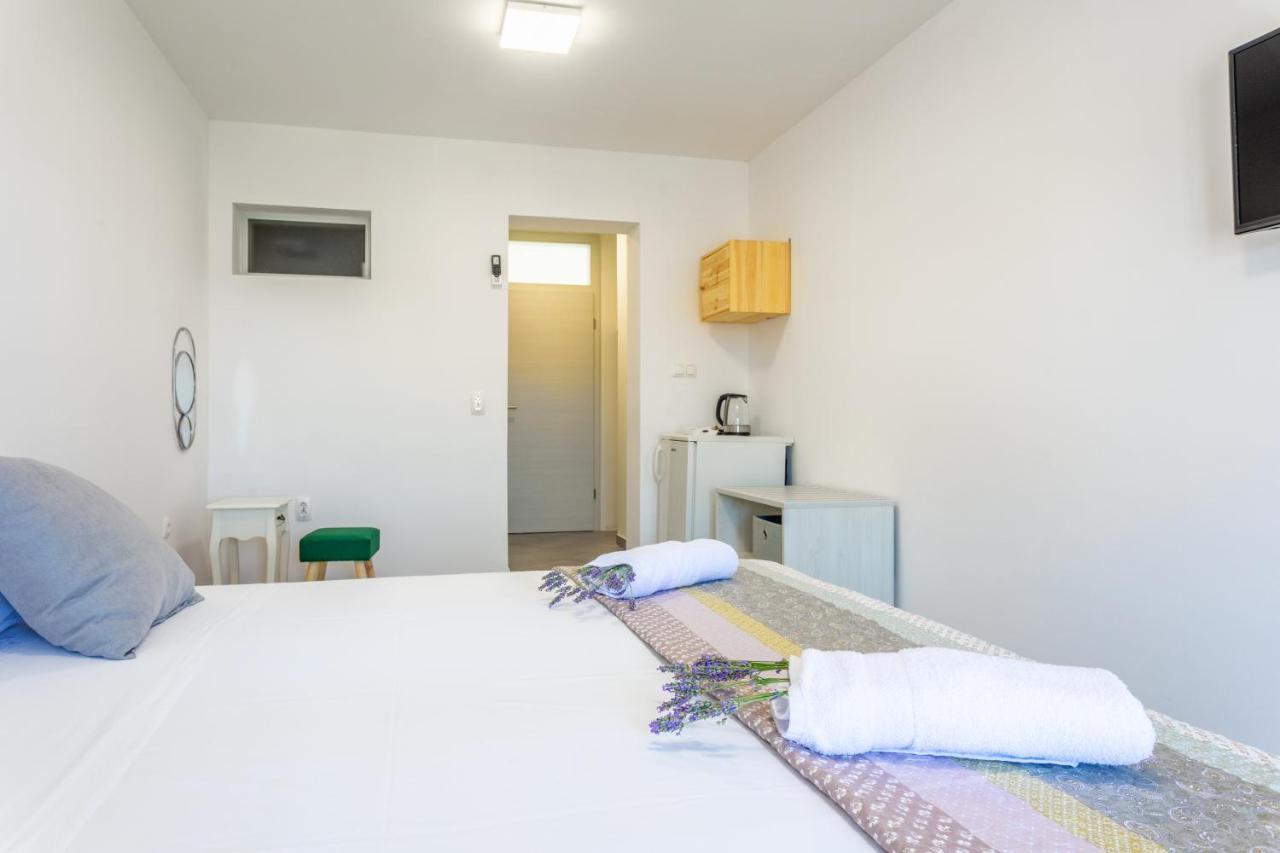 Apartments Luksa - Zf Hvar Hvar Town Exterior foto